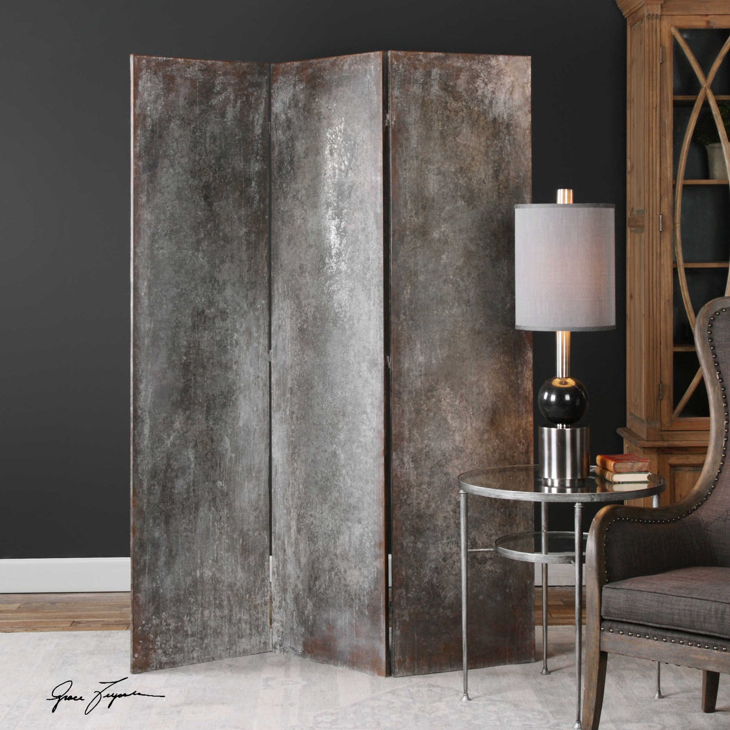 The Beckett metal floor screen